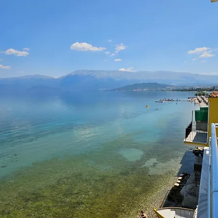 Vako Pogradec